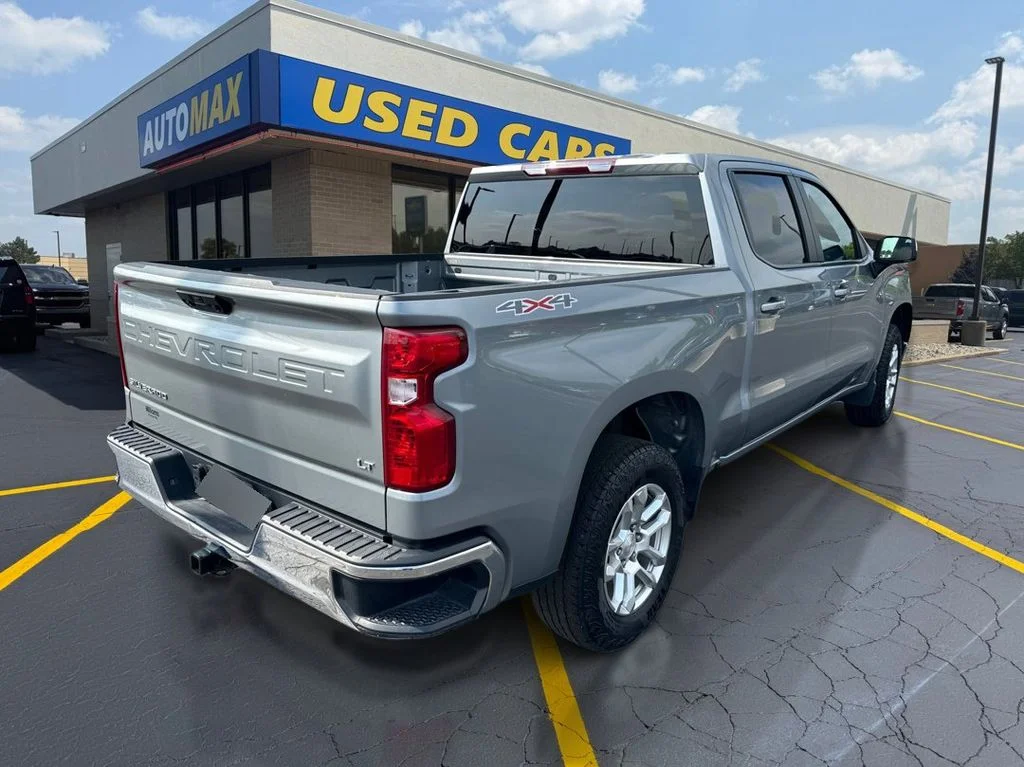 Used 2024 Sterling Gray Metallic Chevrolet LT image 5