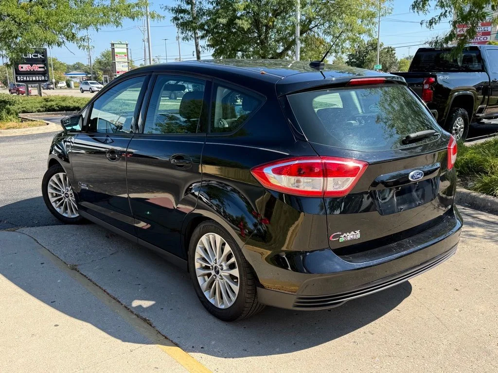 Used 2017 Black Ford SE image 5