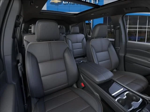 New 2026 Mosaic Black Metallic Chevrolet High Country image 16
