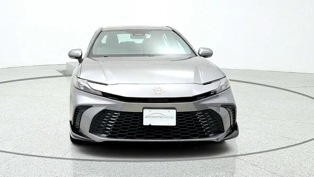 Used 2025 Heavy Metal Toyota SE w/ Power Moonroof, Cold Weather Pkg & Convenience Pkg image 2