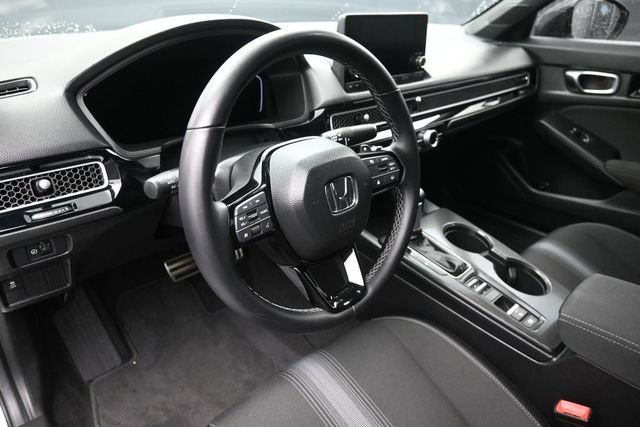 Used 2025 Solar Silver Metallic Honda Sport image 17