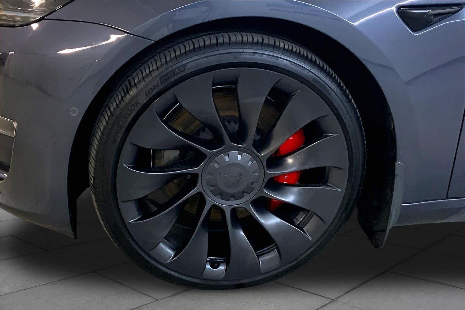 Used 2022 Midnight Silver Metallic Tesla Performance image 10