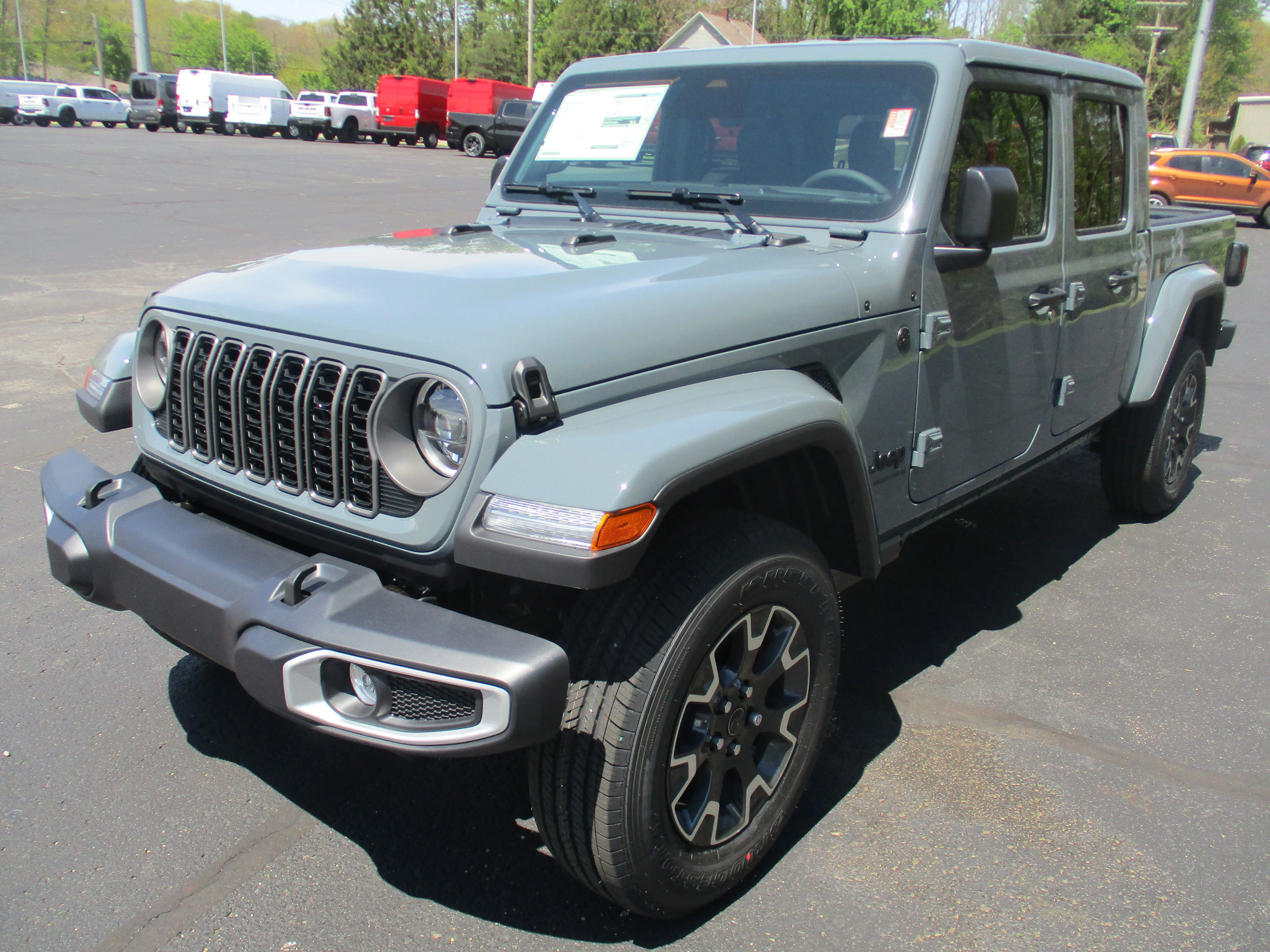 New 2026 Anvil Clear-Coat Exterior Paint Jeep Sahara image 3