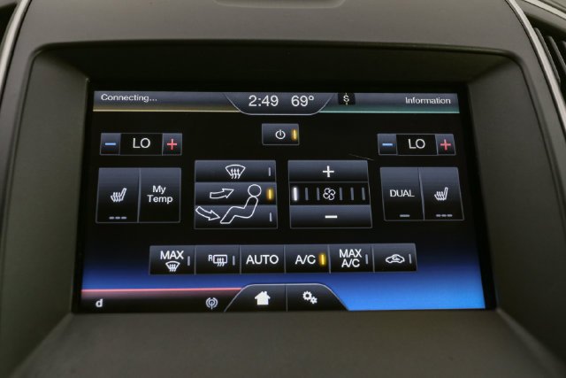 Used 2015 White Ford SEL image 21