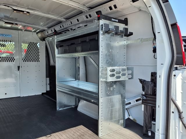 2025 Chevrolet Express Cargo Work Van - Photo 6