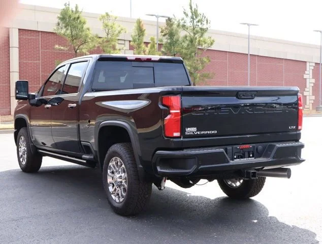 2026 Chevrolet Silverado 2500 HD LTZ - Photo 5