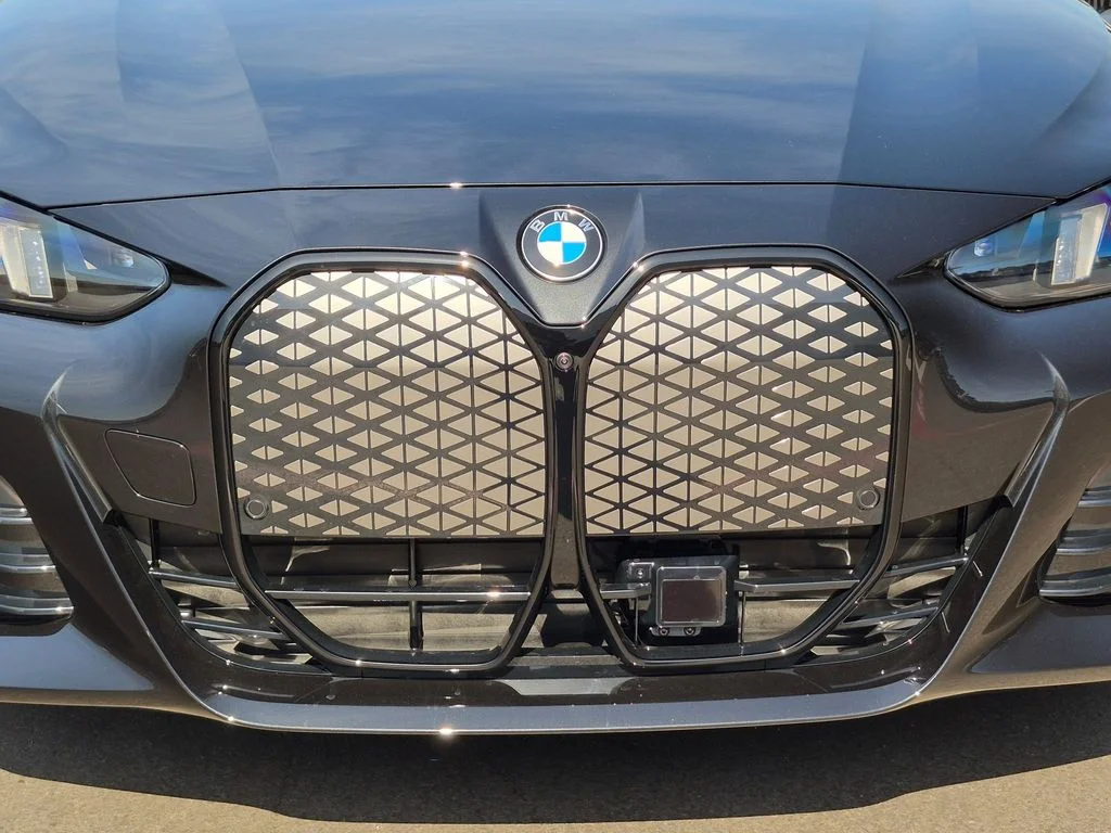New 2026 Black BMW xDrive40 image 36