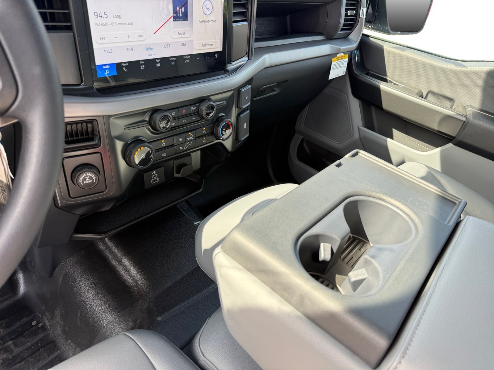 New 2026 Oxford White Ford XL image 13