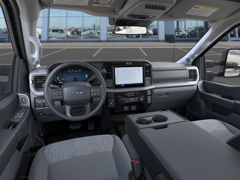 2026 Ford F-350 Super Duty XLT - Photo 37