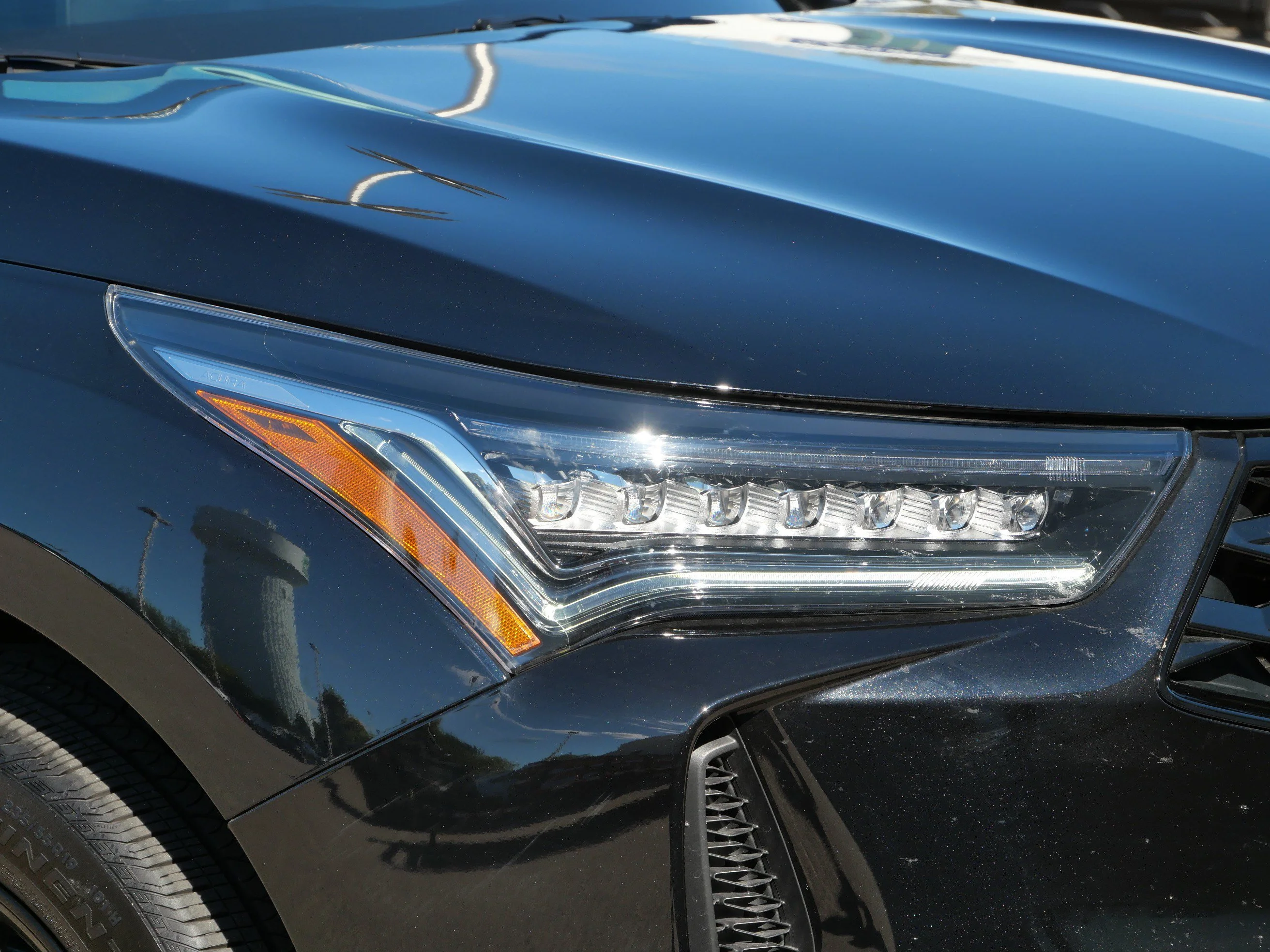 Used 2025 Majestic Black Pearl Acura SH-AWD image 16