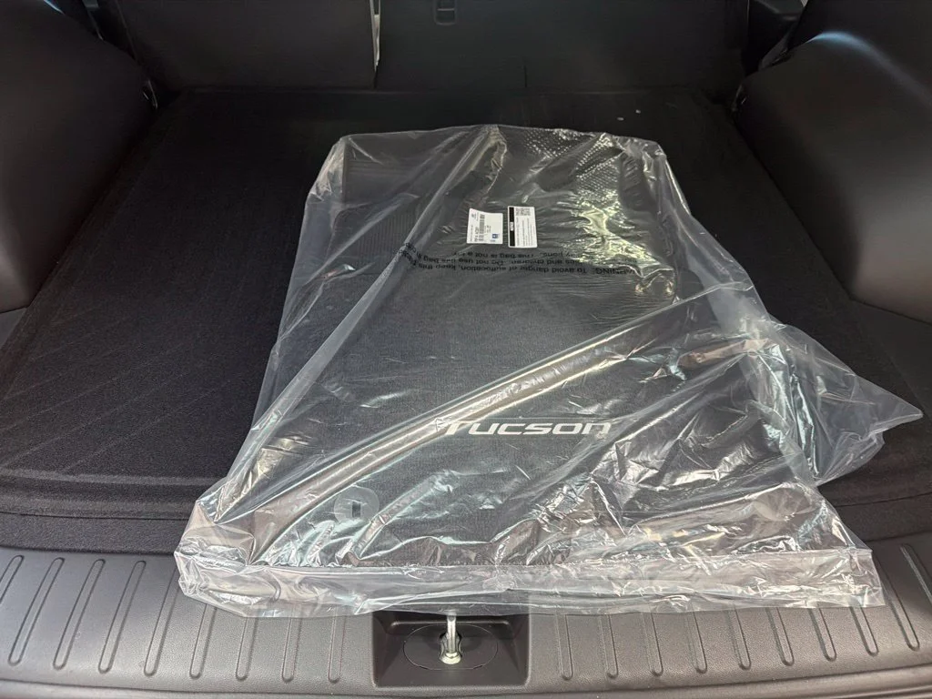 New 2026 Amazon Gray Hyundai SEL image 9