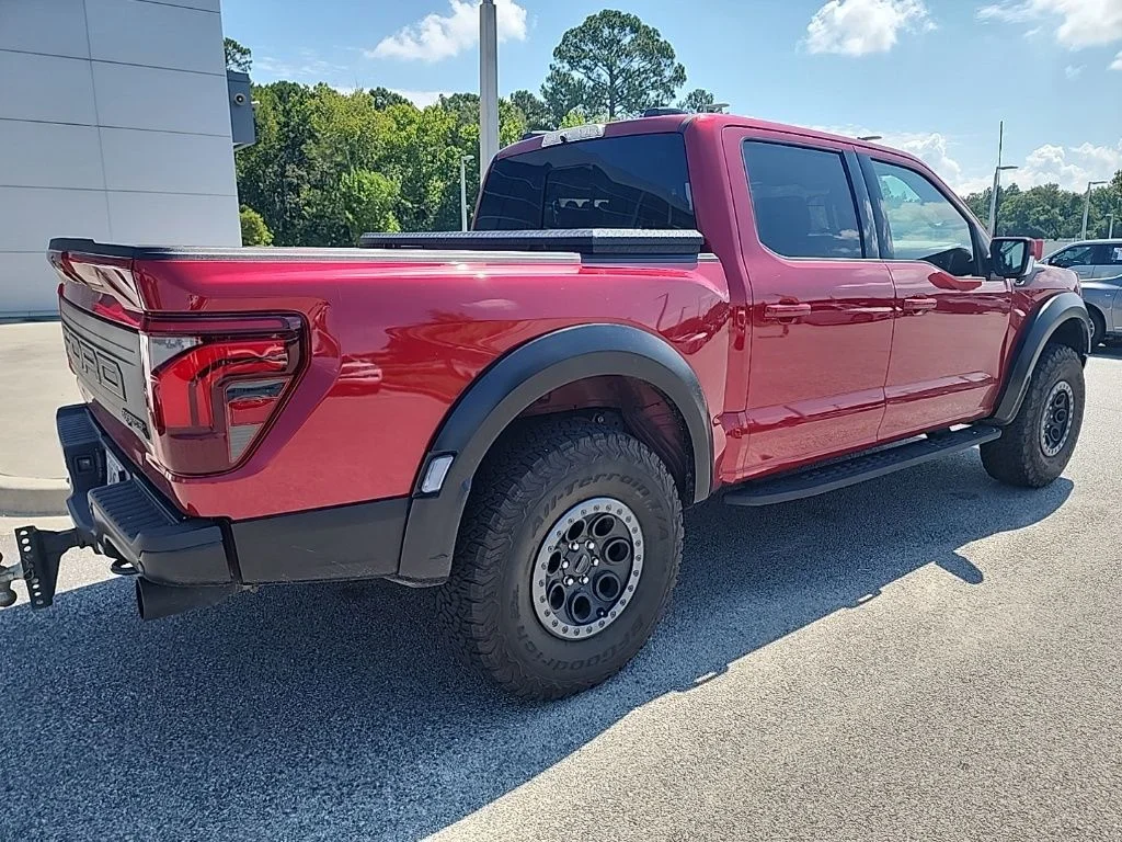Used 2025 Red Ford Raptor image 5