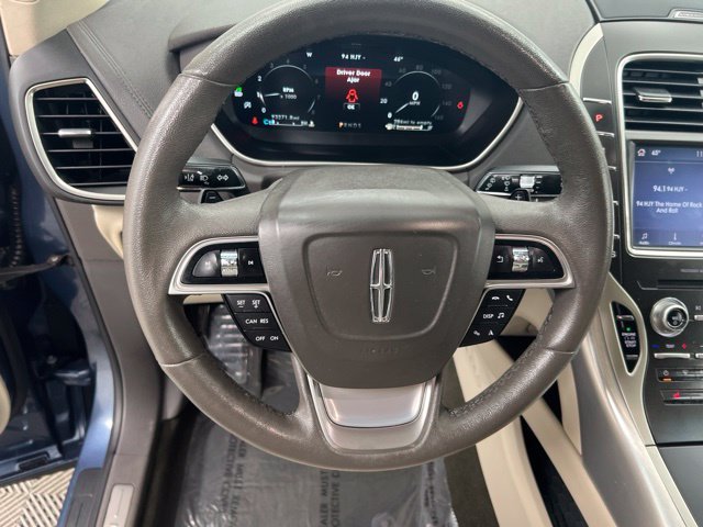 Used 2019 Blue Lincoln Standard image 20
