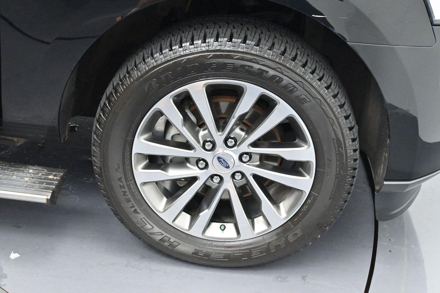 Used 2018 Shadow Black Ford Limited image 42