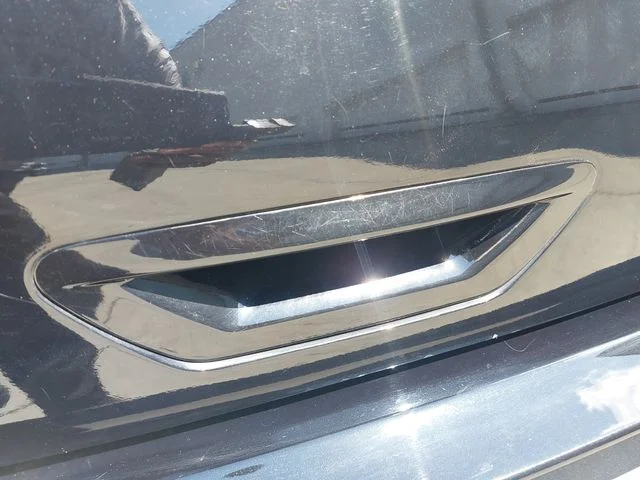 Used 2022 Black Ford SEL image 13