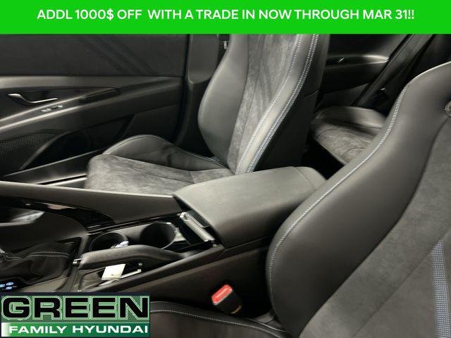 2025 Hyundai Elantra N - Photo 41