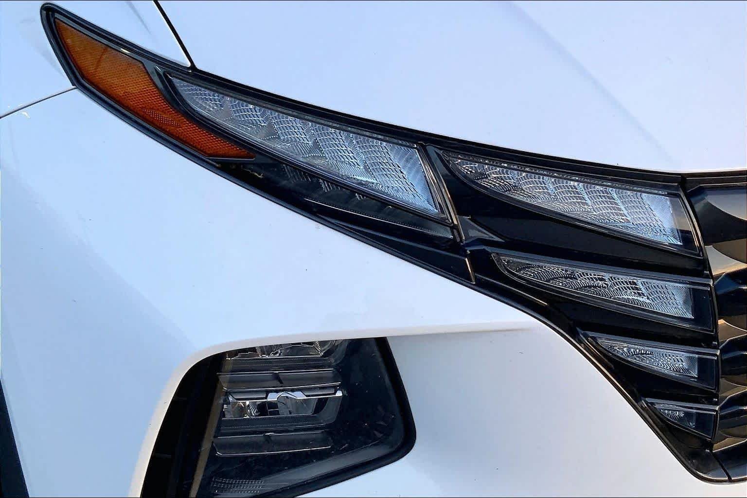 Used 2023 Serenity White Pearl Hyundai SEL image 47