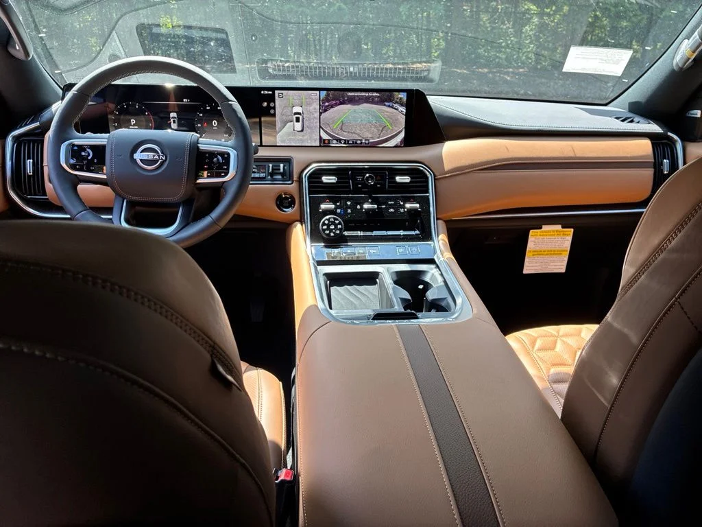 New 2026 Everest White TriCoat / Super Black Two-tone Nissan Platinum Reserve image 20