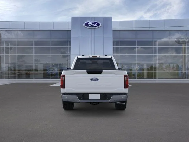 New 2026 Oxford White Ford XL image 5