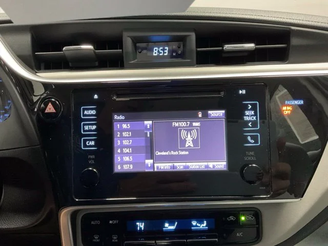 Used 2018 Gray Toyota LE image 33