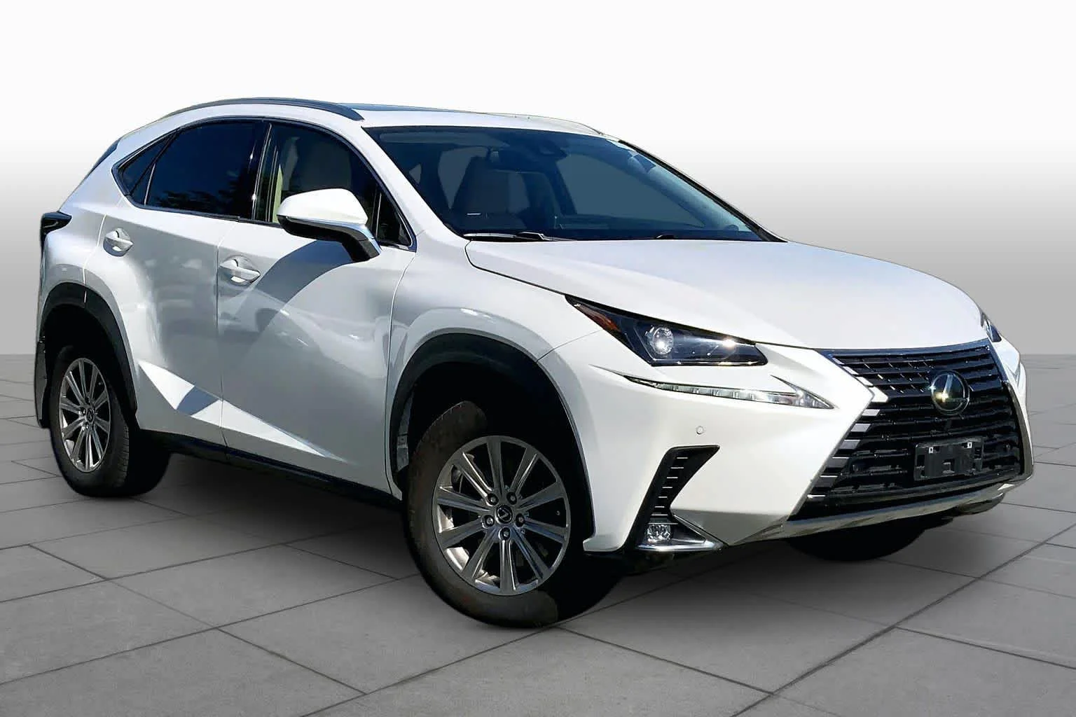 Used 2021 Eminent White Pearl Lexus  image 3