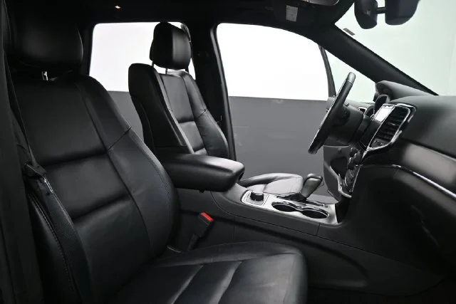 Used 2019 Black Jeep Limited image 22