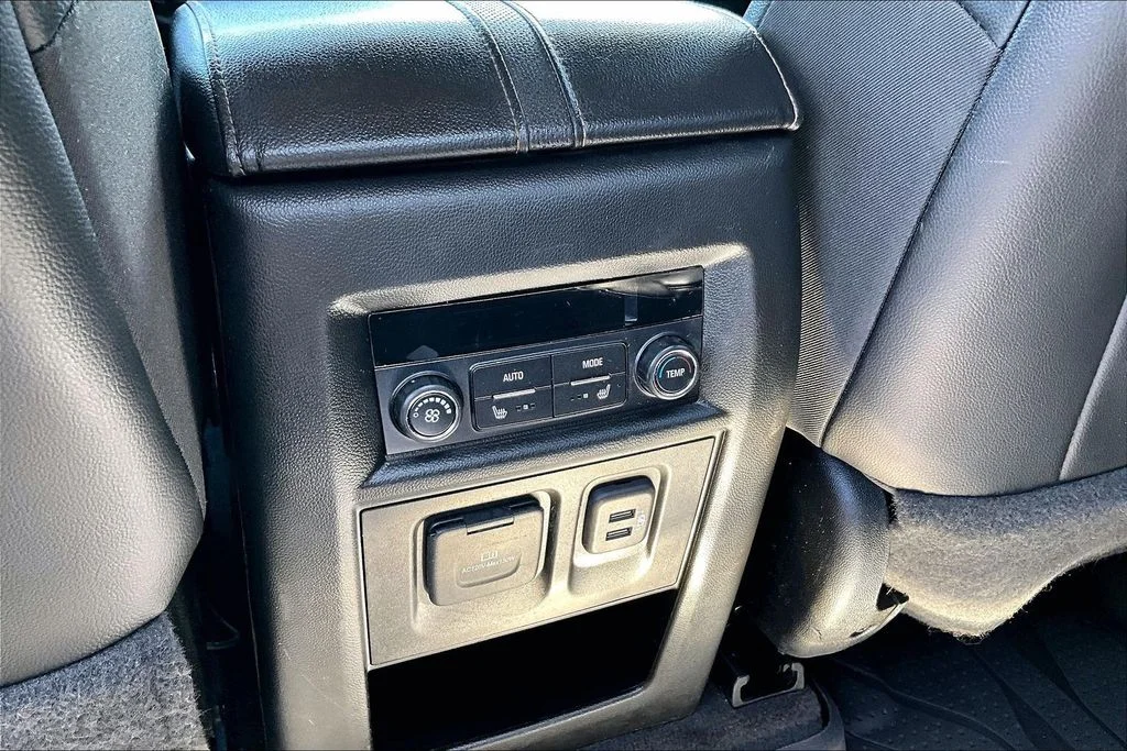 Certified Used 2019 Silver Chevrolet Premier image 10