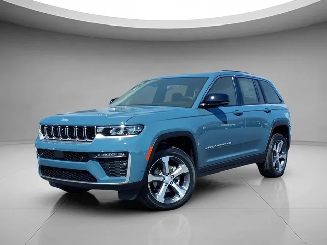 Grand Cherokee | Classic CDJR Lancaster