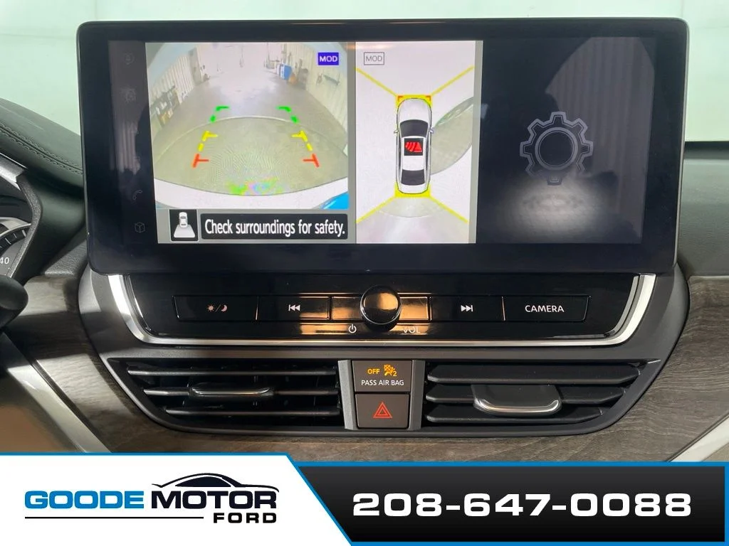 Used 2024 White Nissan 2.5 SL image 16