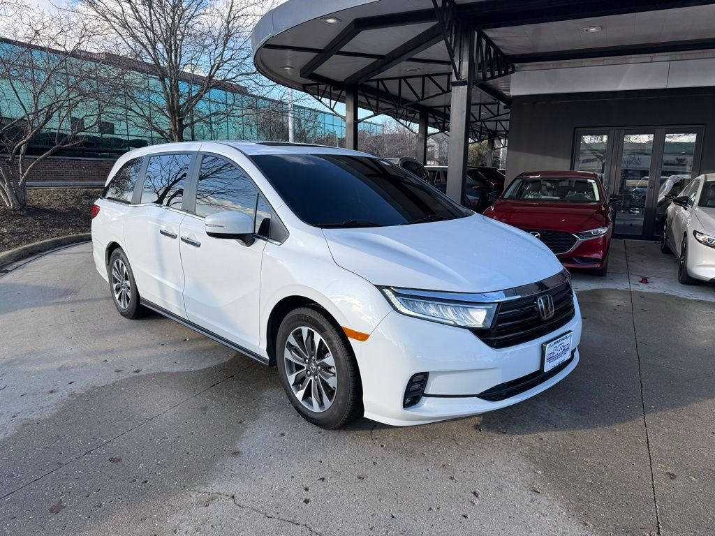2024 Honda Odyssey EX-L - Photo 11