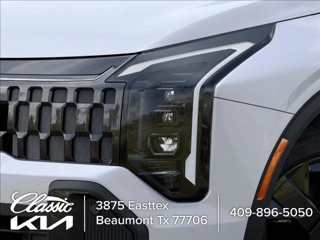 Used 2026 White Kia X-Line image 10