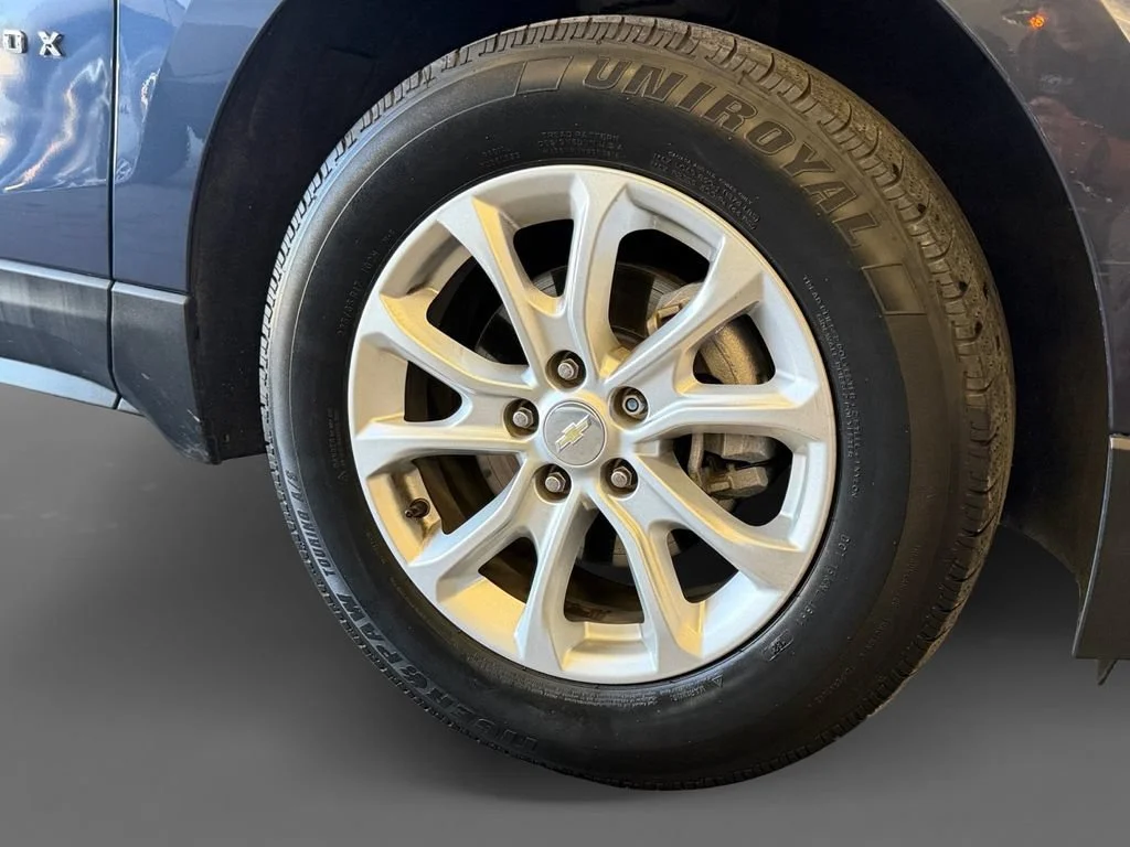 Used 2018 STORM BLUE METALLIC Chevrolet LS image 6