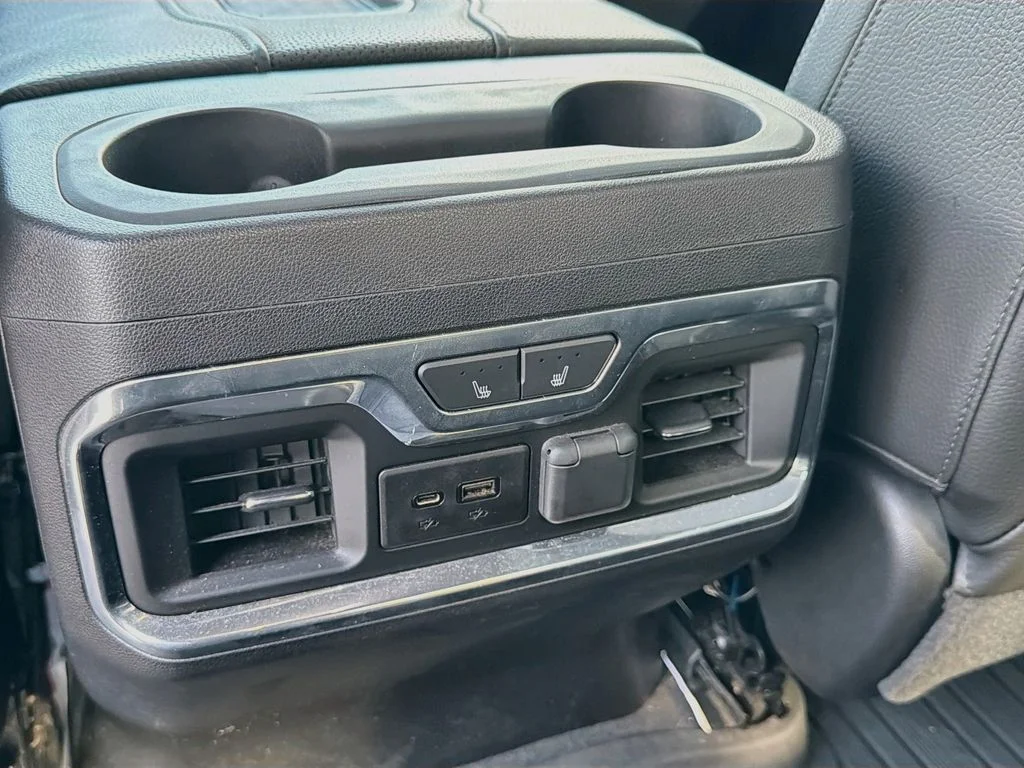 Used 2019 Onyx Black GMC Denali image 27