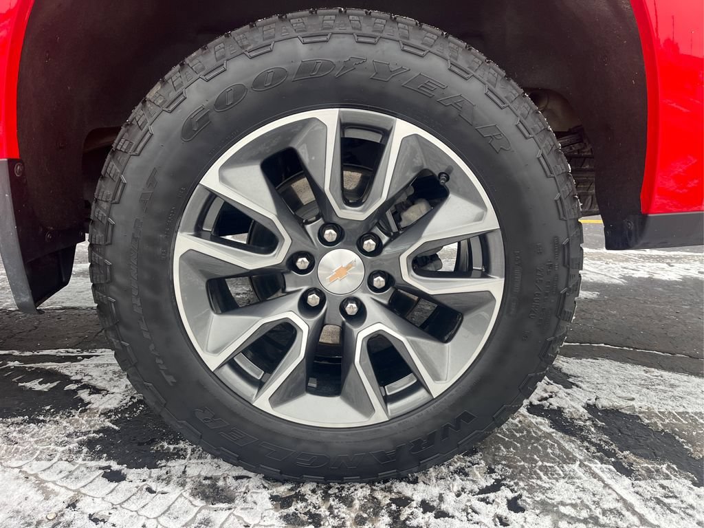 2025 Chevrolet Silverado 1500 LT - Photo 23