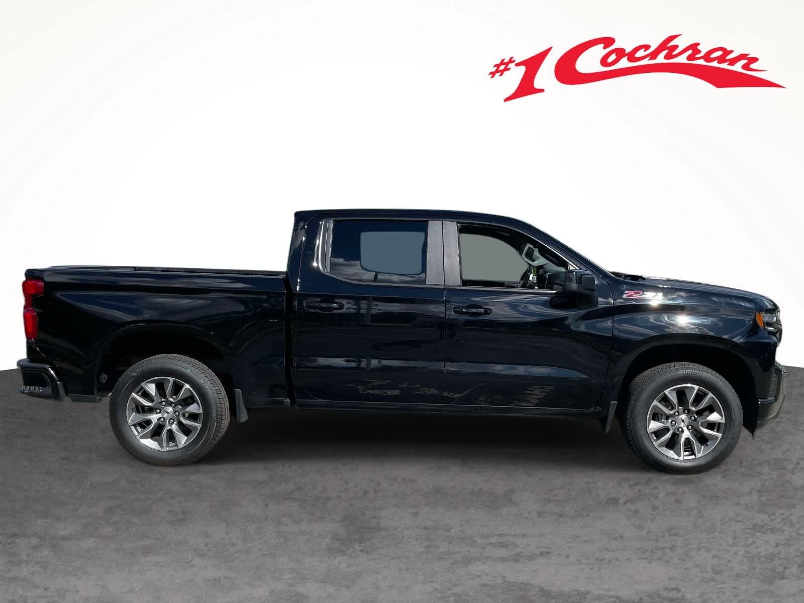Used 2021 BLACK Chevrolet RST image 10