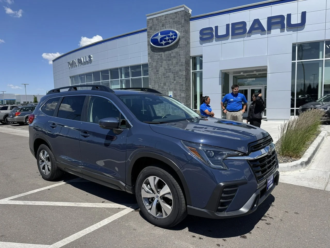 2025 Subaru Ascent Premium 7 Passenger's photo