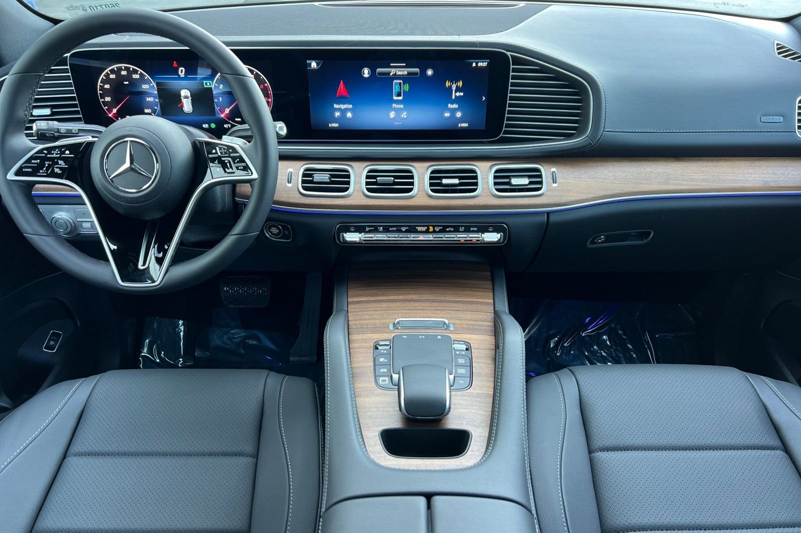 New 2026 Obsidian Black Metallic Mercedes-Benz 350 image 3