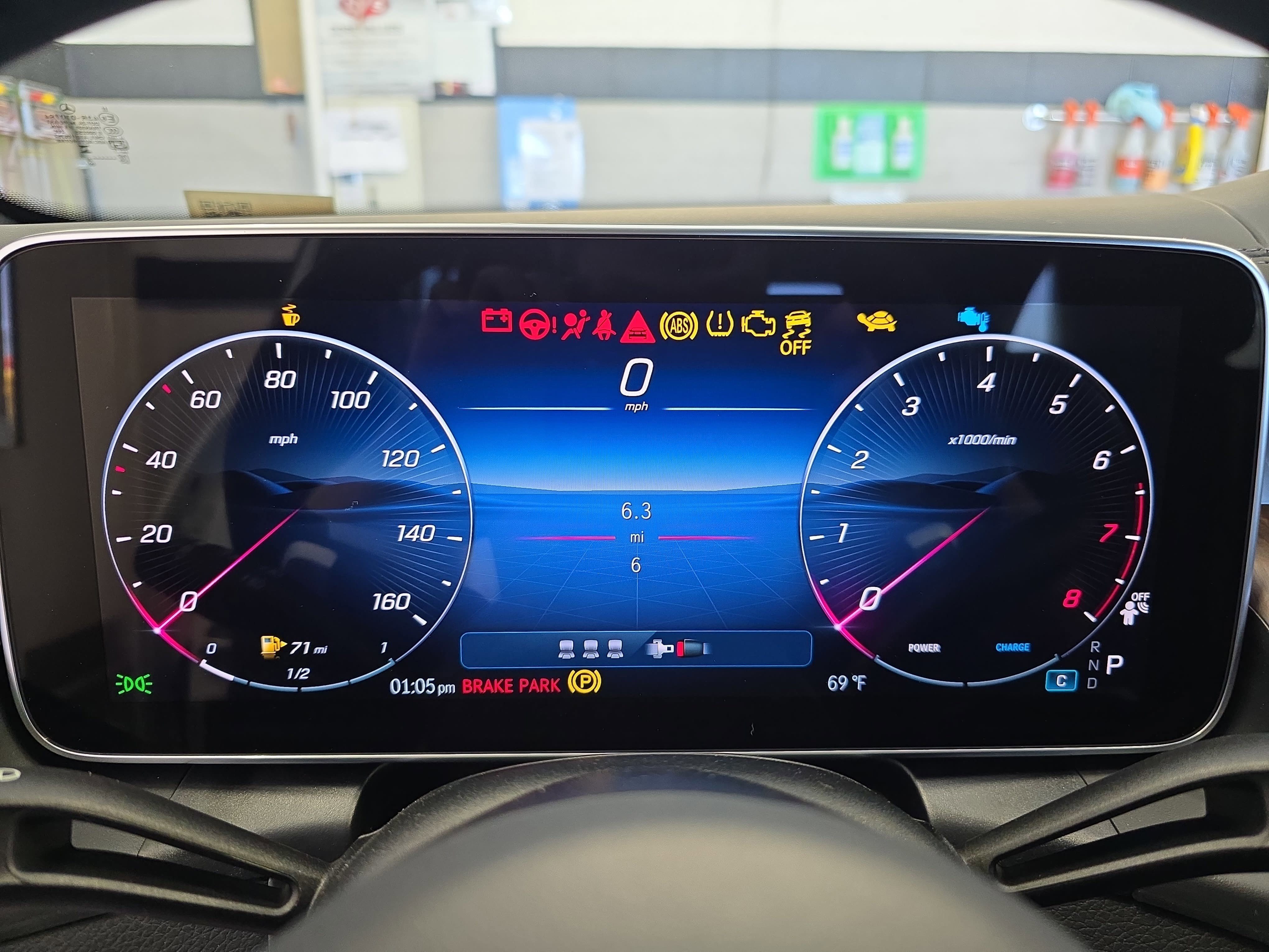 New 2026 Polar White Mercedes-Benz GLC300 image 21