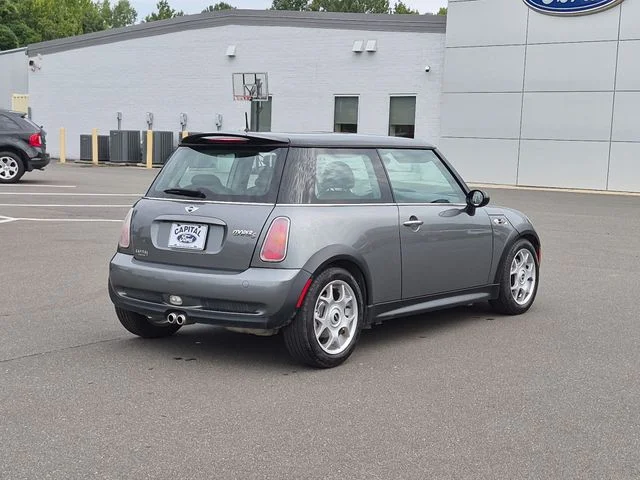 Used 2004  MINI  image 13