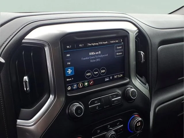 Used 2019 CAJUN RED TINTCOAT Chevrolet LT image 5