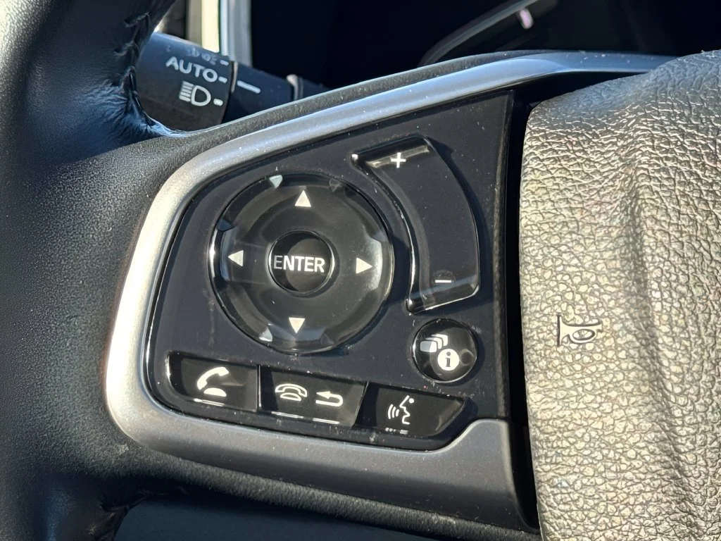 Used 2019  Honda Touring image 16