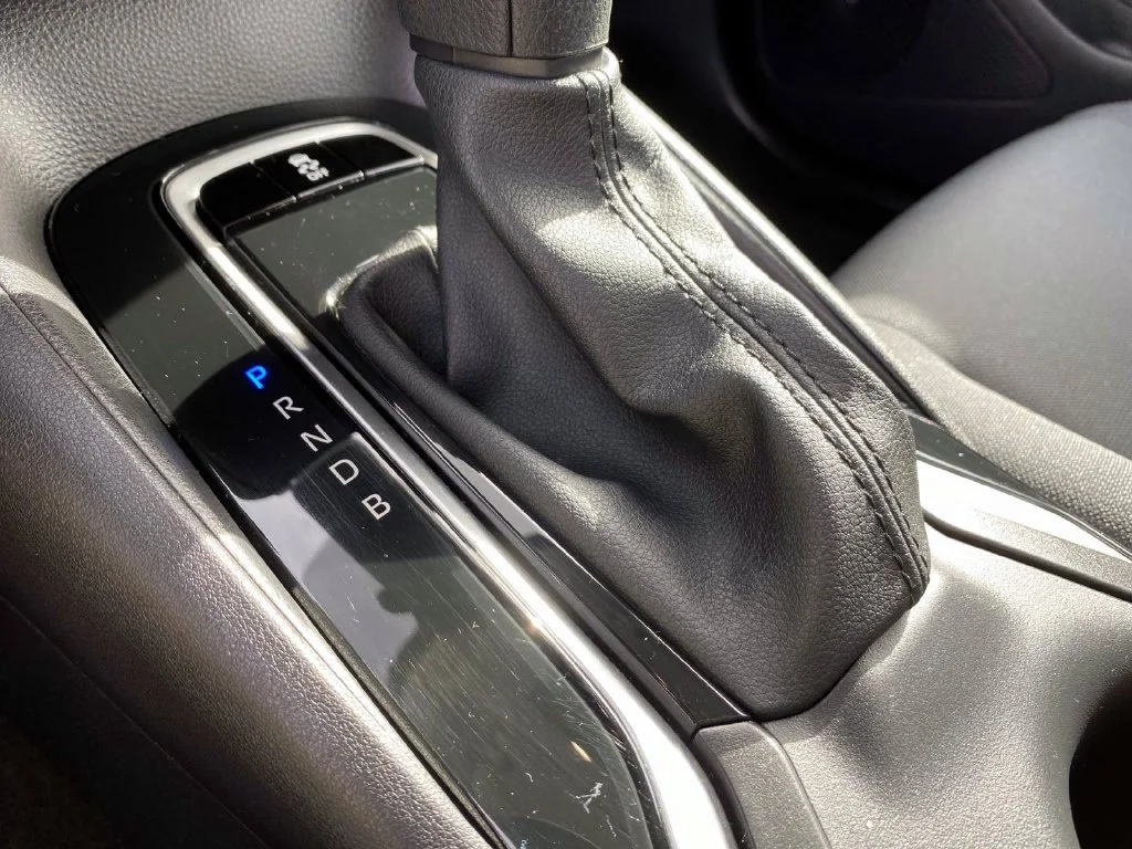 Used 2025 Midnight Black Metallic Toyota LE image 13