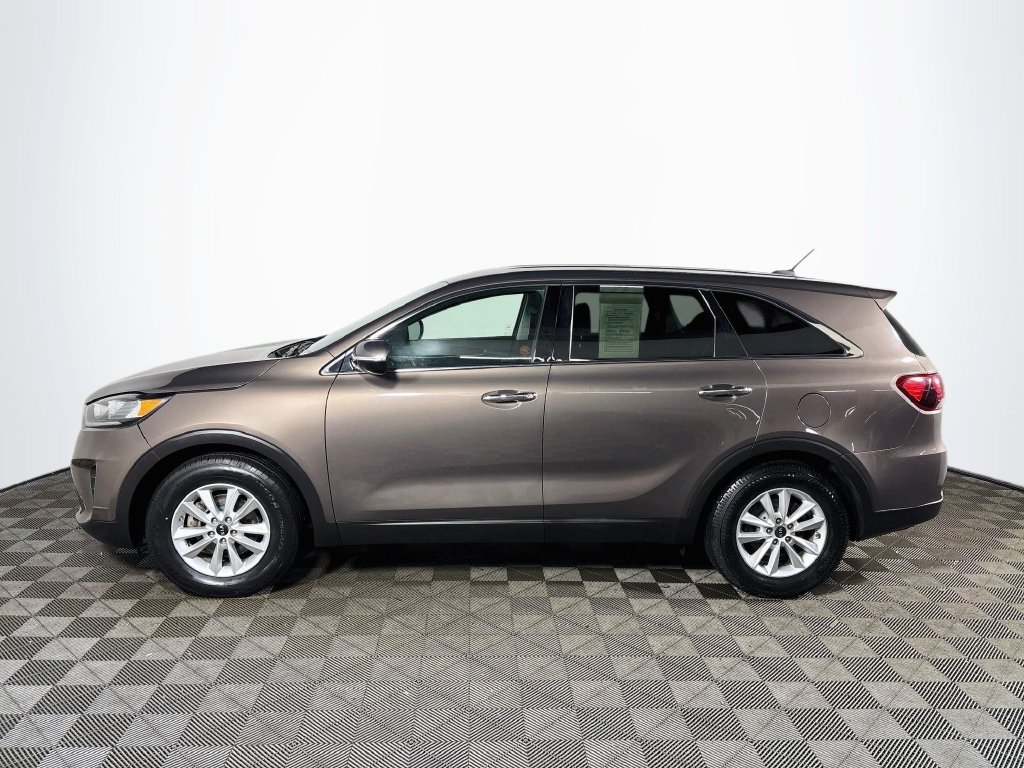 Used 2020 Brown Kia LX image 9