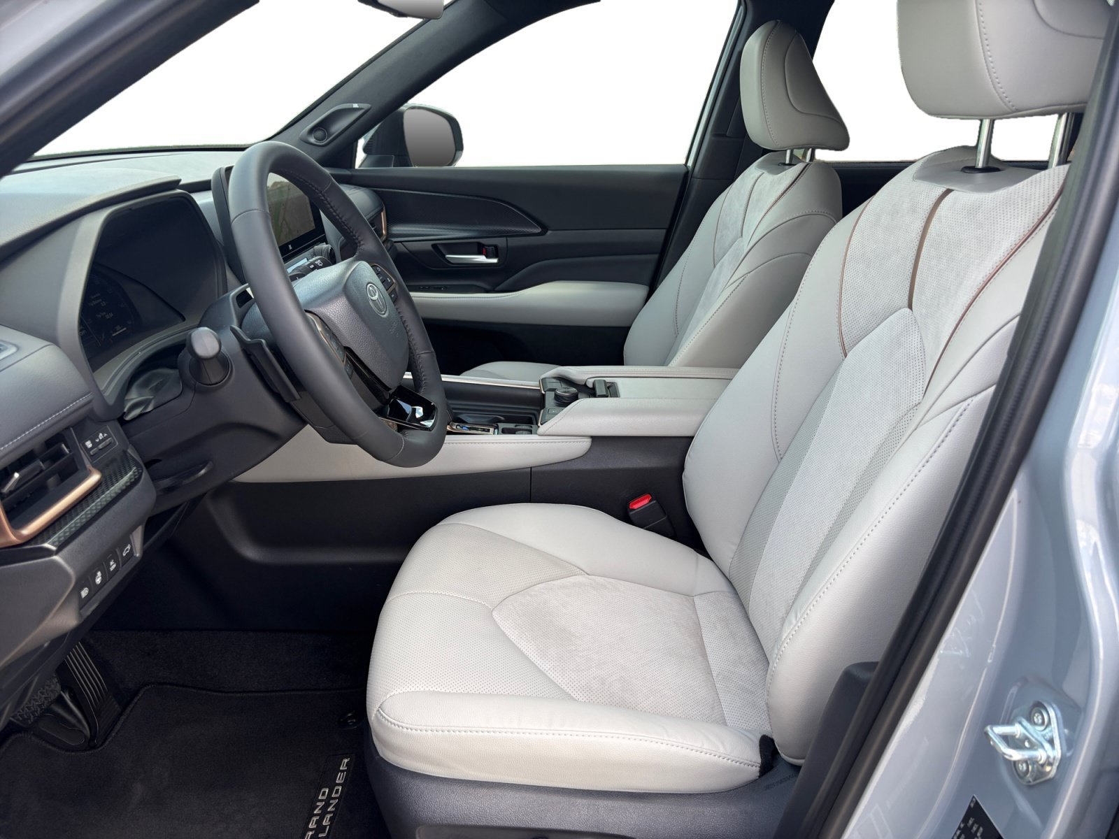 Used 2026 Cement Toyota Hybrid MAX Platinum image 11
