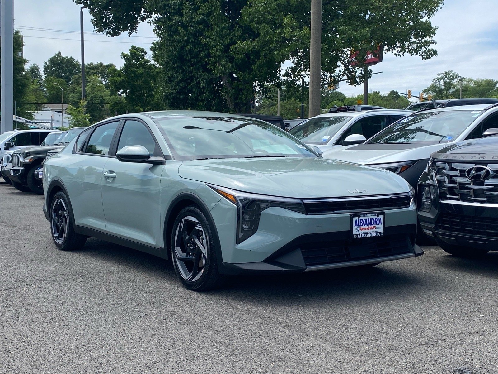 2025 Kia K4 EX AT's photo