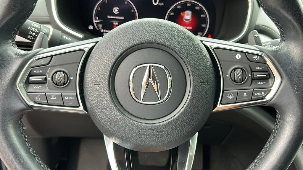 Used 2025  Acura Technology Package image 12