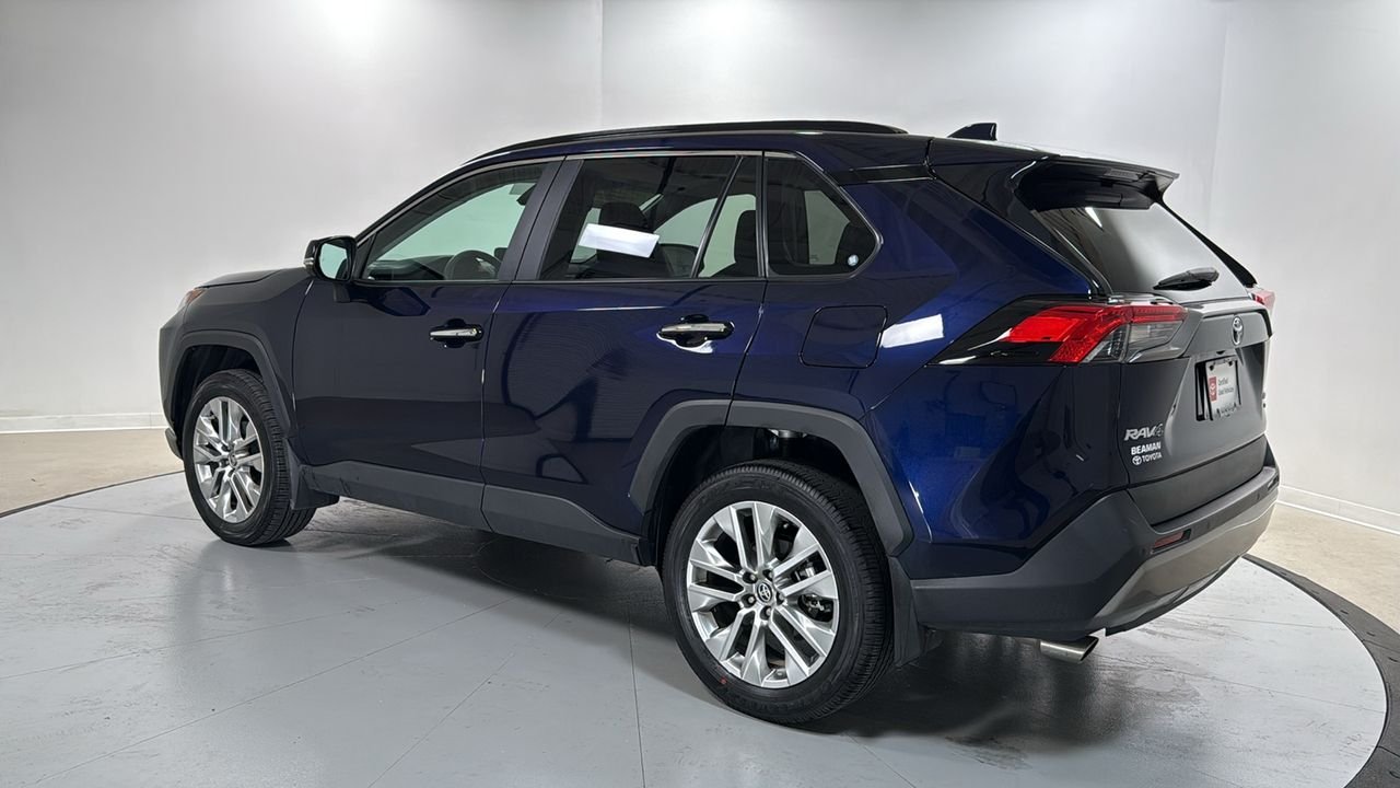 Certified Used 2025  Toyota Limited image 7