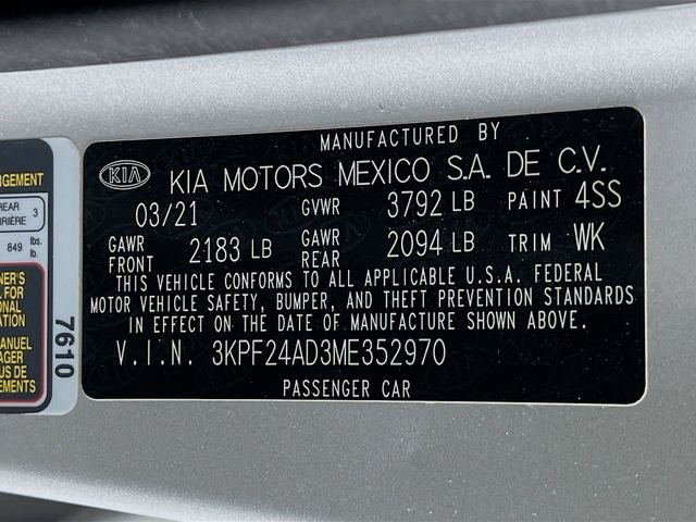 2021 Kia Forte LXS - Photo 25