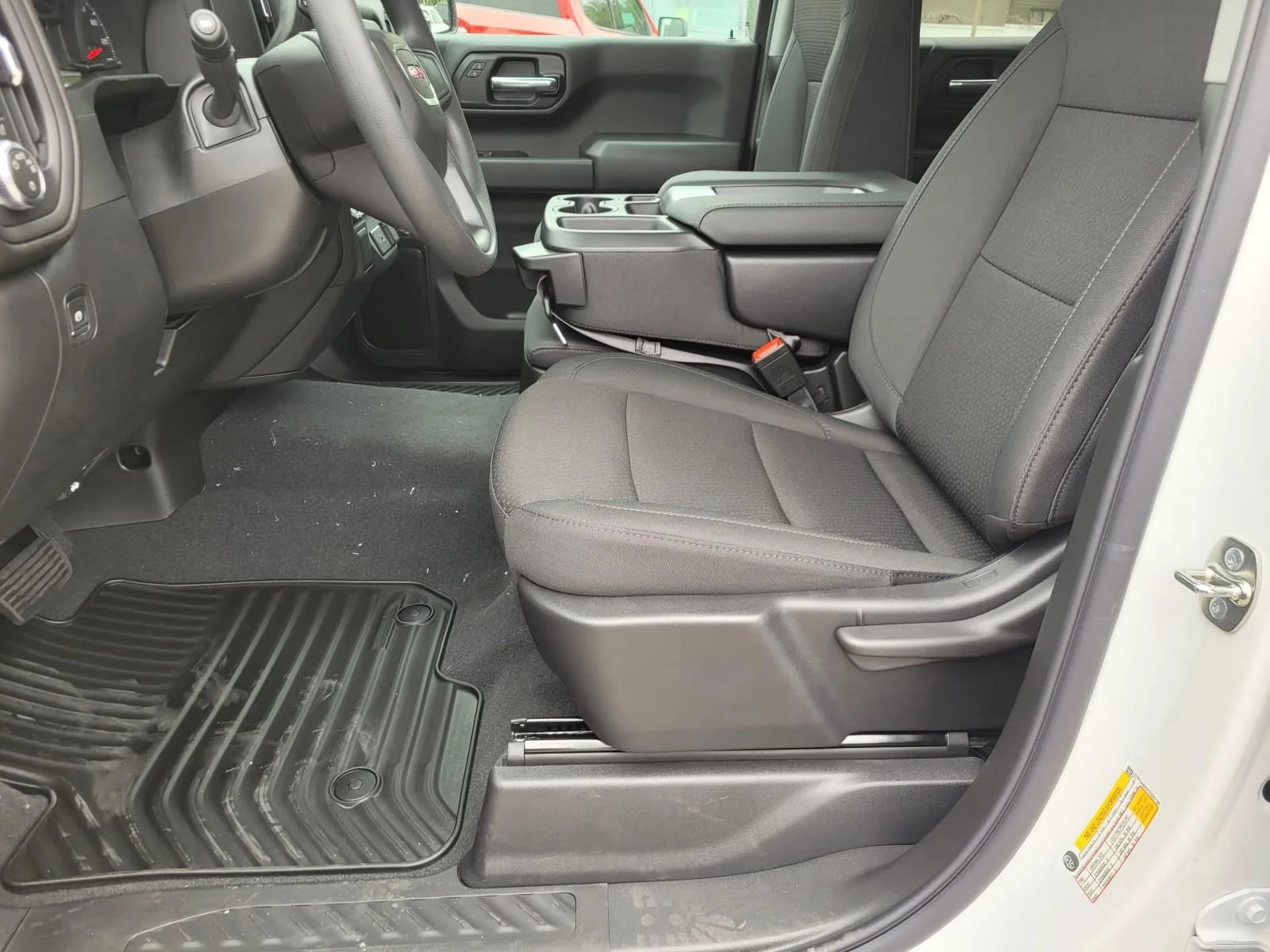 2026 GMC Sierra 1500 Pro - Photo 7
