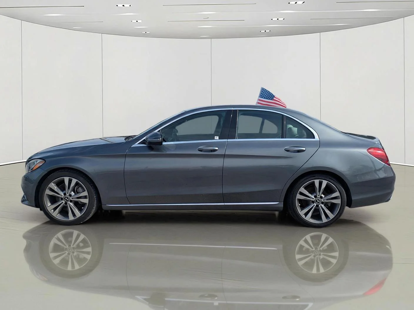 Used 2018 Gray Mercedes-Benz C 300 image 10